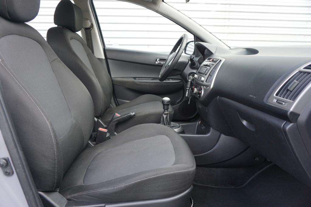 Hyundai I 20 1.2i i-drive airco / elektr. ramen / lm velgen / apk t/m 02-20
