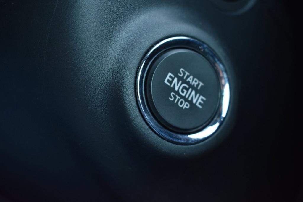 Skoda Karoq 1.5 tsi act sportline | camera | nap | stoelverwarming | apple 