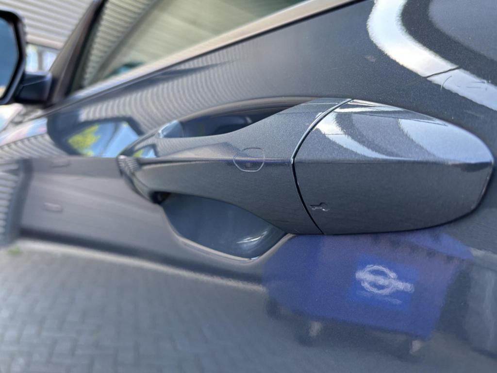 Hyundai Kona 1.6 gdi hev premium sky