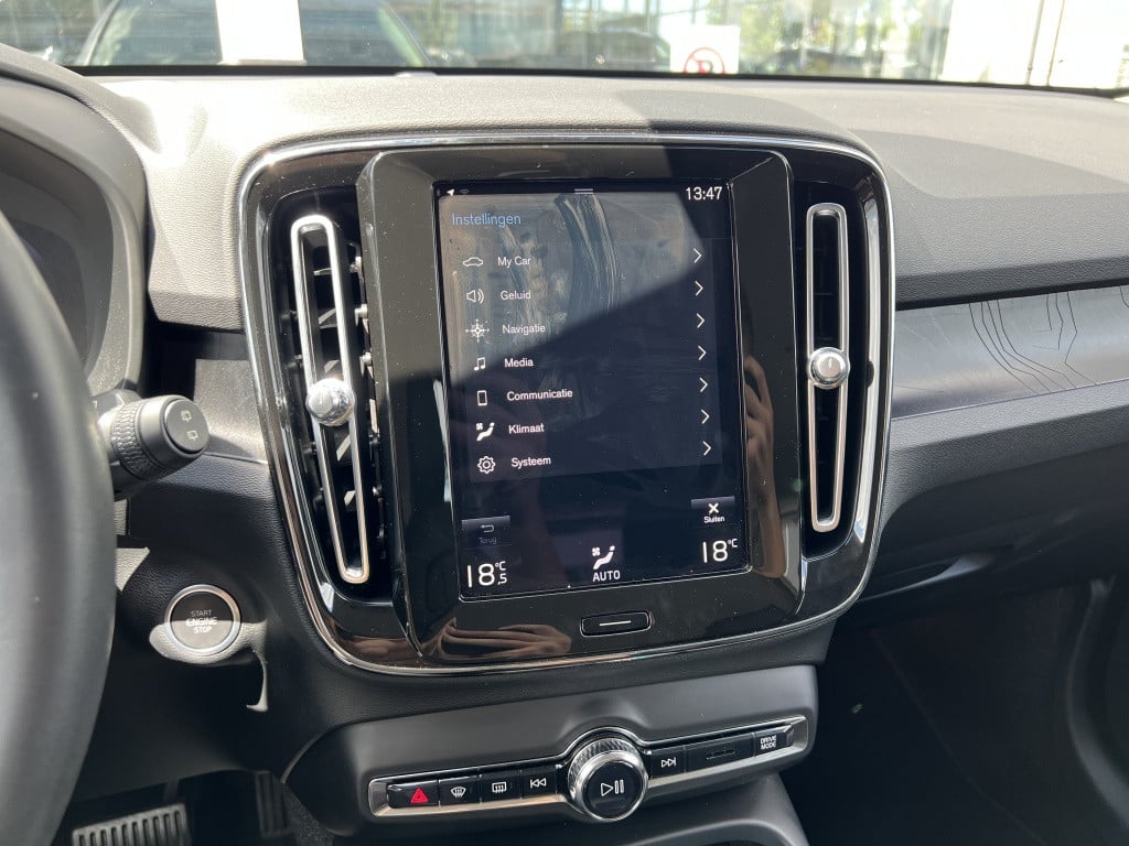 Volvo XC40 t4 211pk recharge plus bright| adap.cruise| leder| trekhaak| cam