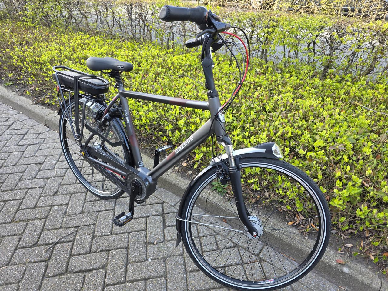 Schitterende Gazelle Deauville elektrische heren fiets met middenmotor