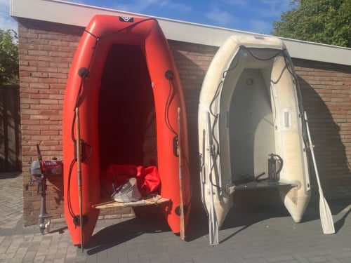 2 Rubber bootjes te koop