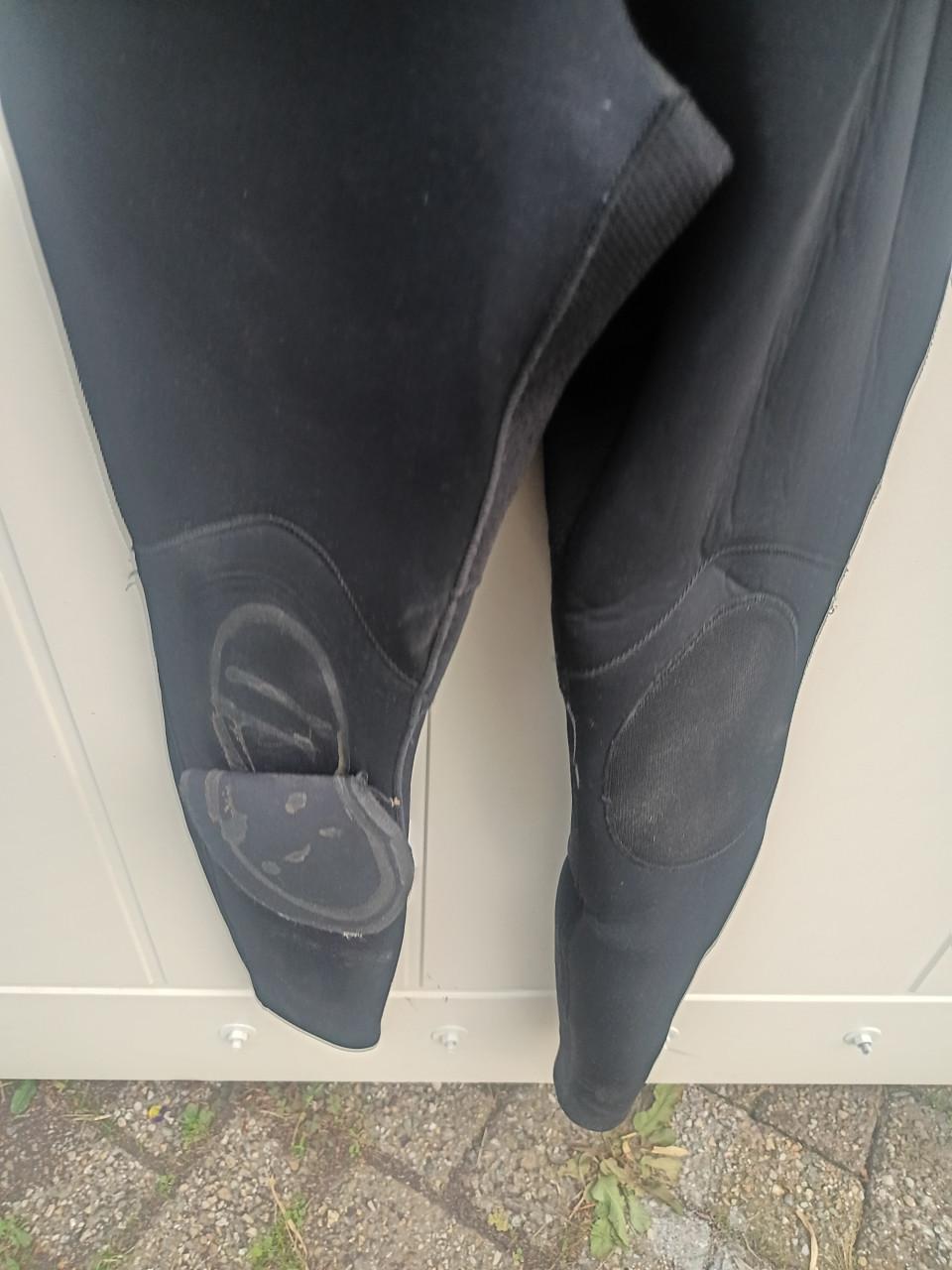 Wetsuit