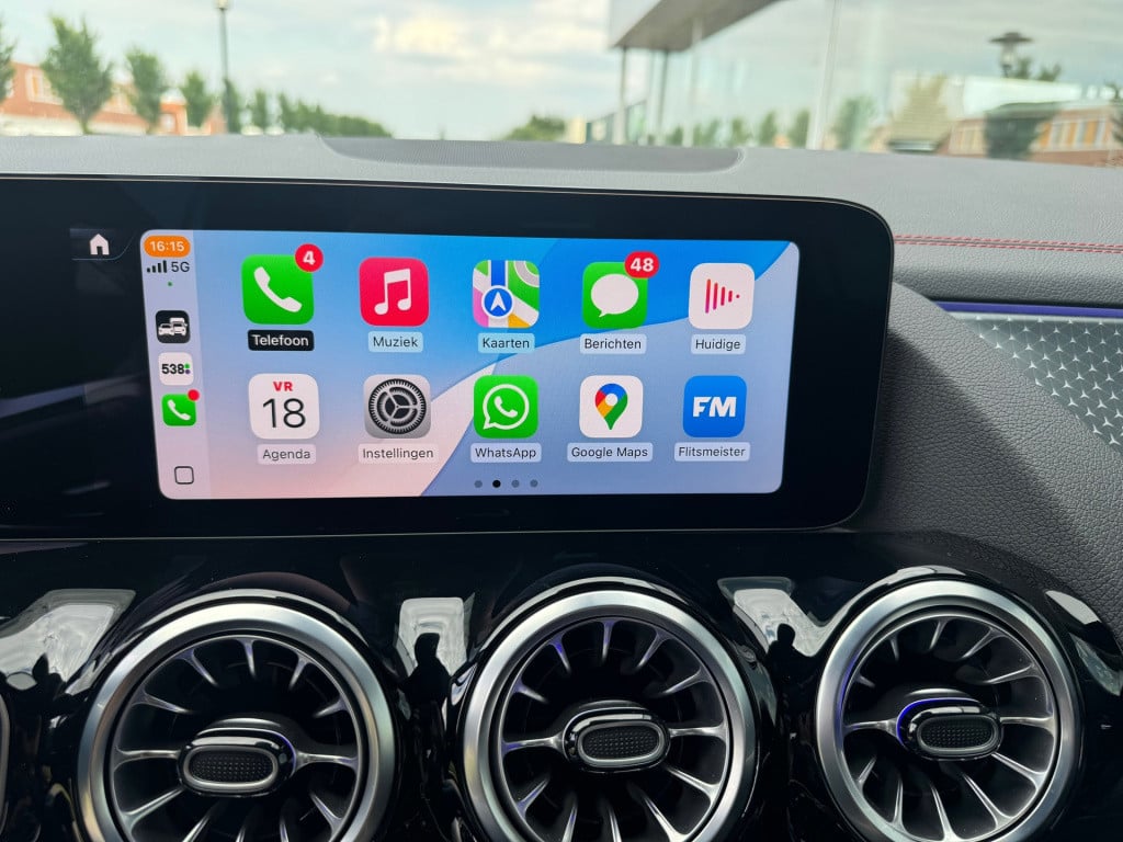 Mercedes-Benz Eqa 250+ amg line 71 kwh advanced automaat ,apple-carplay
