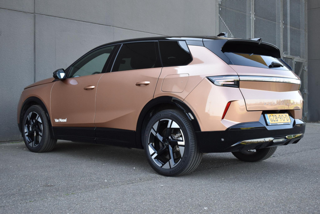 Opel Grandland electric gs 73 kwh demo sale