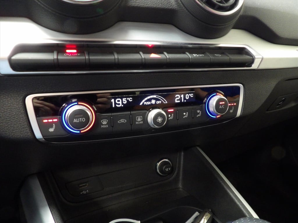 Audi Q2 35 tfsi 150pk s tronic s line edition