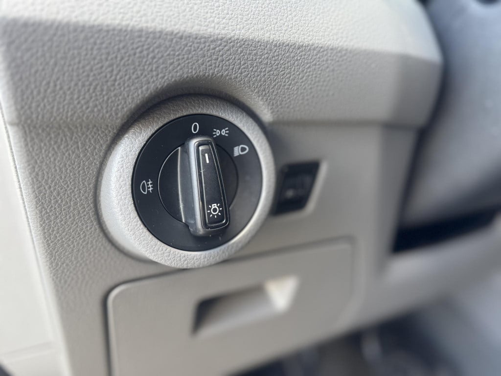 Volkswagen Transporter 2.0 tdi l2h1 30 comfortline airco / cruise controle 