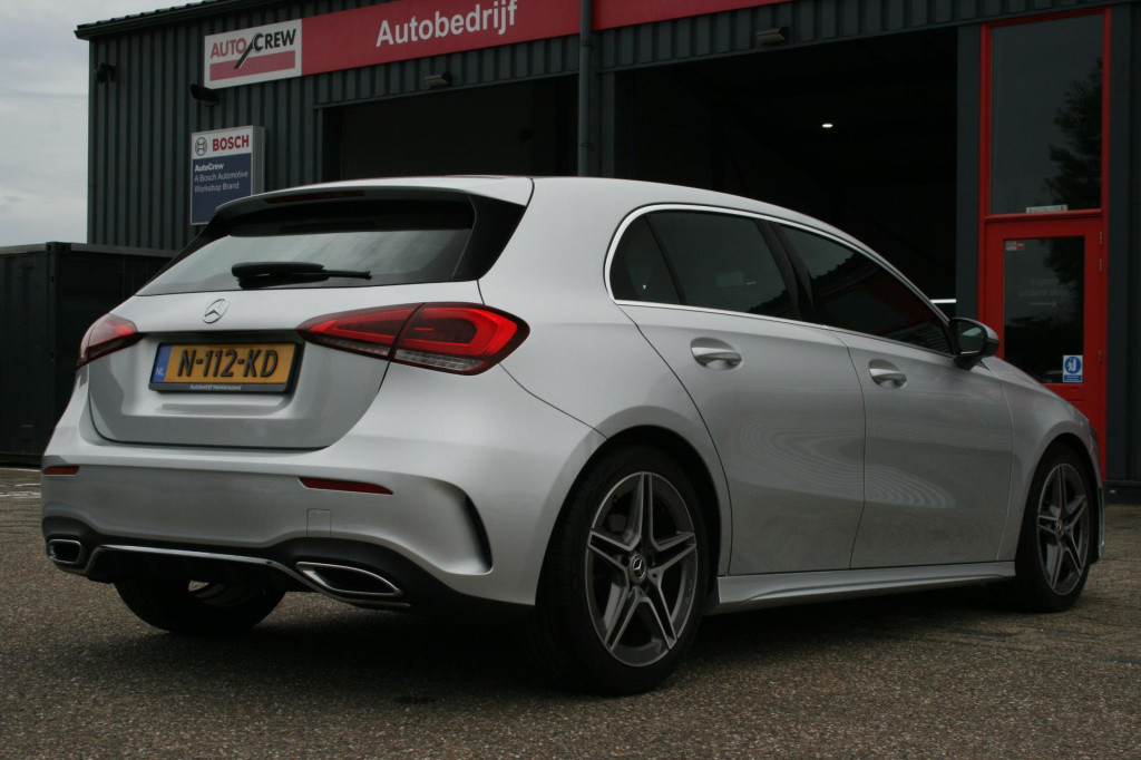 Mercedes-Benz A-Klasse 180 business solution amg