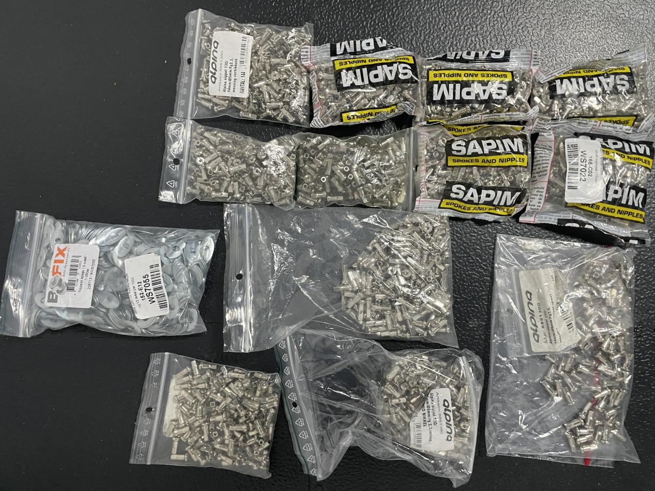 Partijtje spaaknippels fietsen