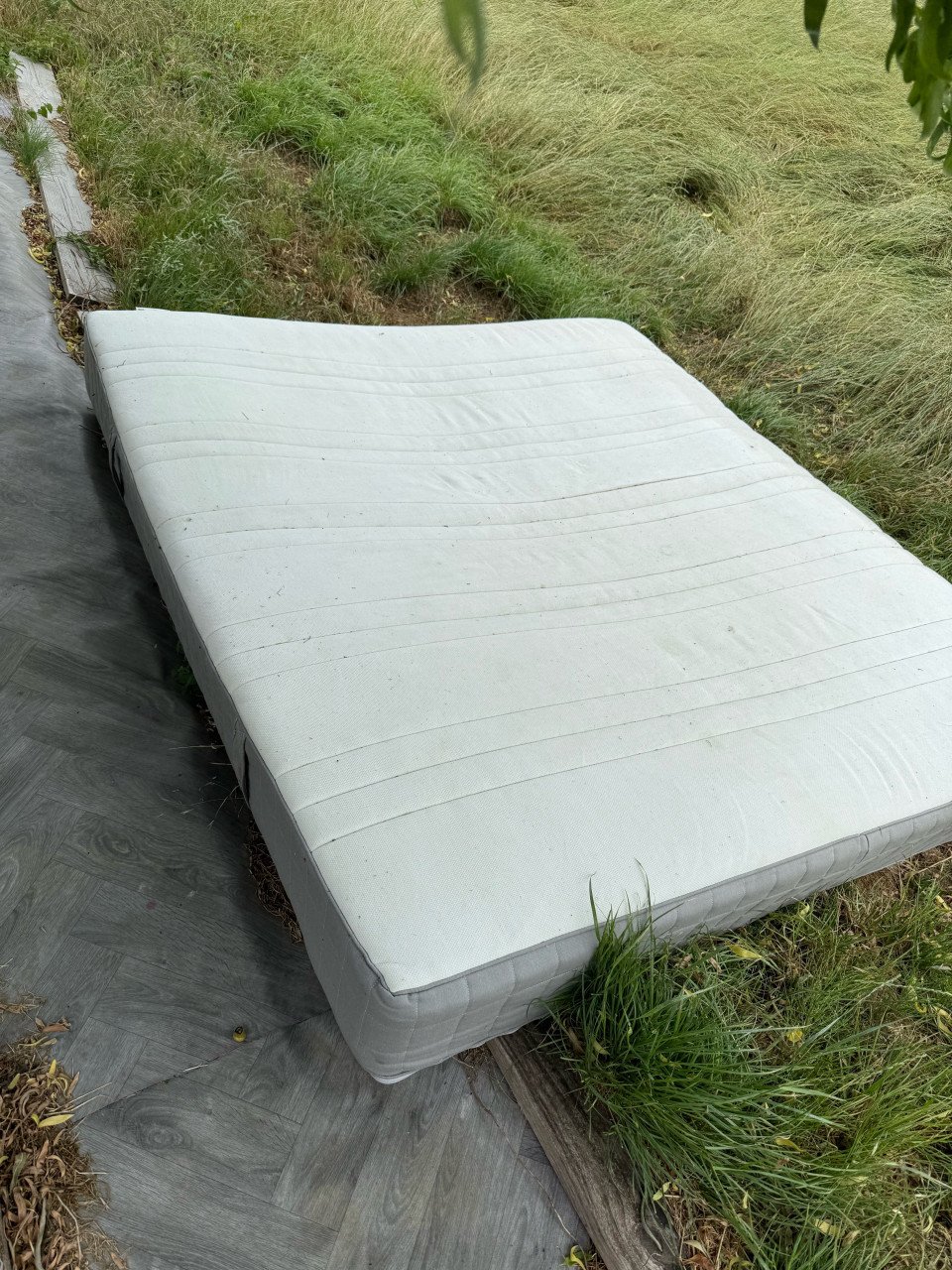 Gratis 2 persoonsmatras of springkussen