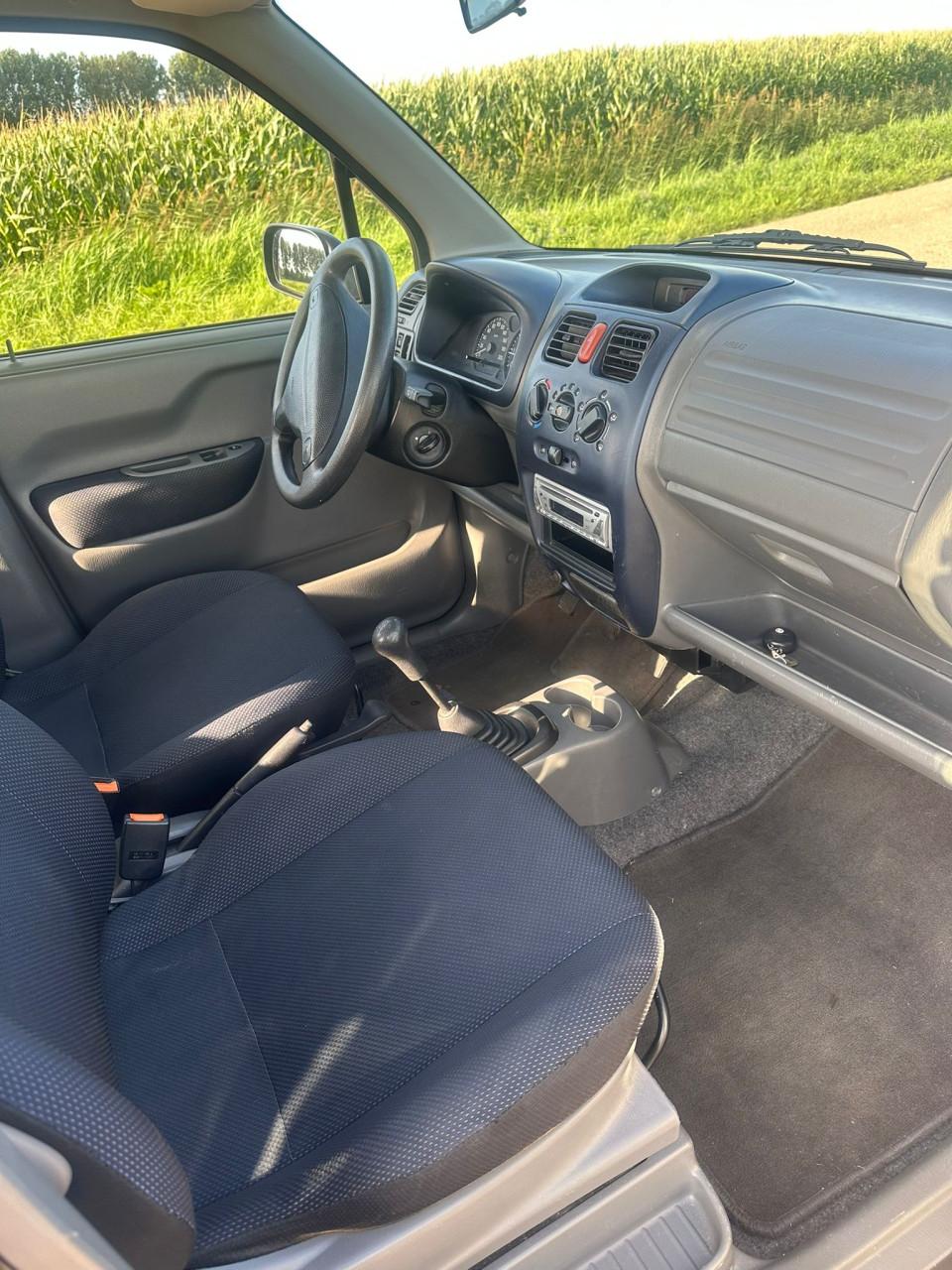 Hoge instap!  Suzuki wagon r+  'Special' uitvoering