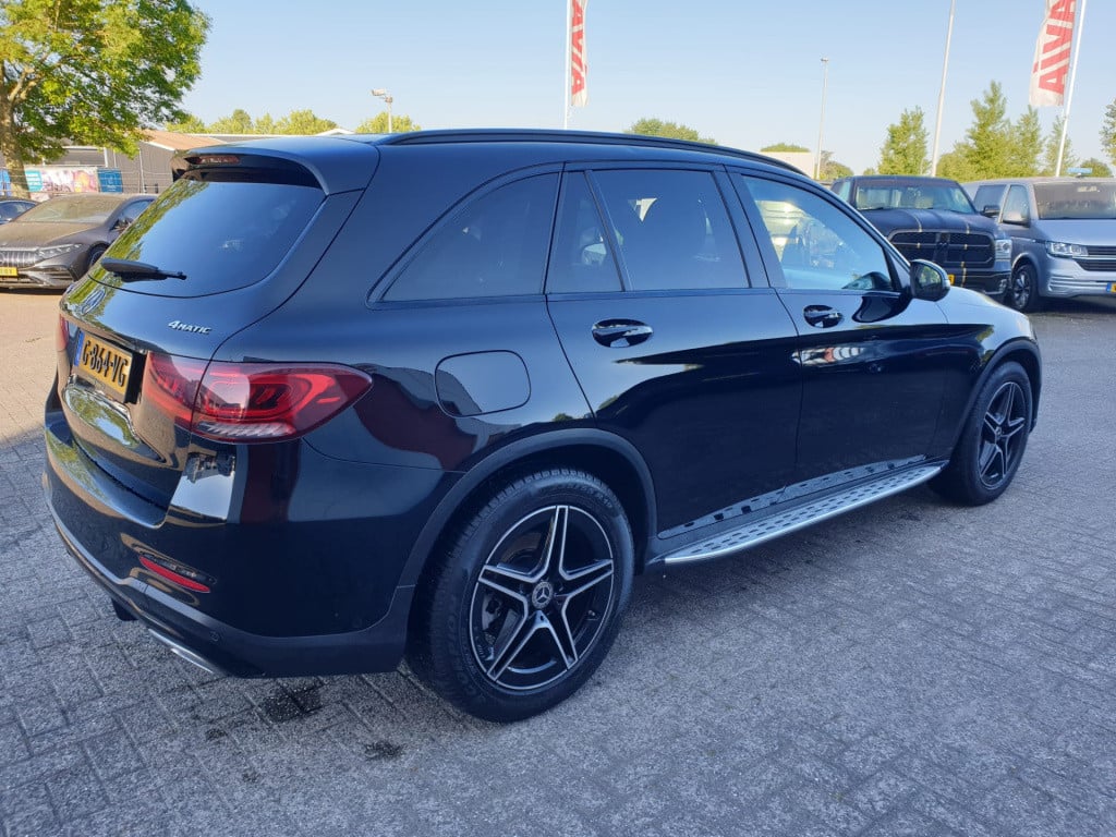 Mercedes-Benz Glc 220d 4matic amg-line -schade!-