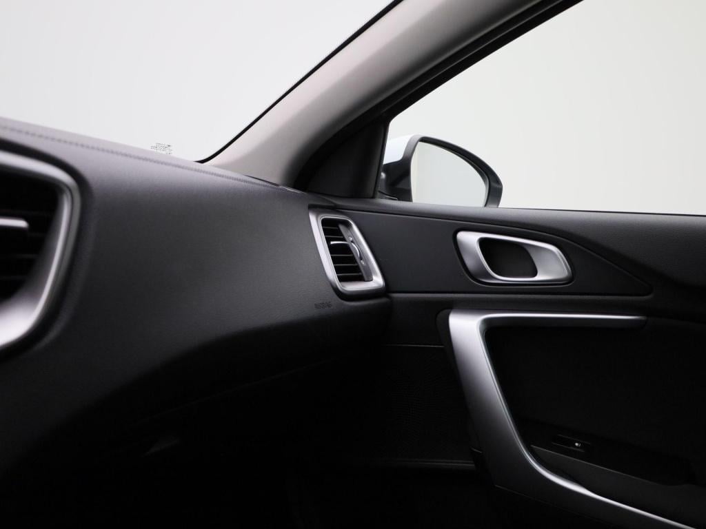 Kia Cee'd 1.0 t-gdi dynamicline | lmv | parkeer sensoren | lage km stand | 