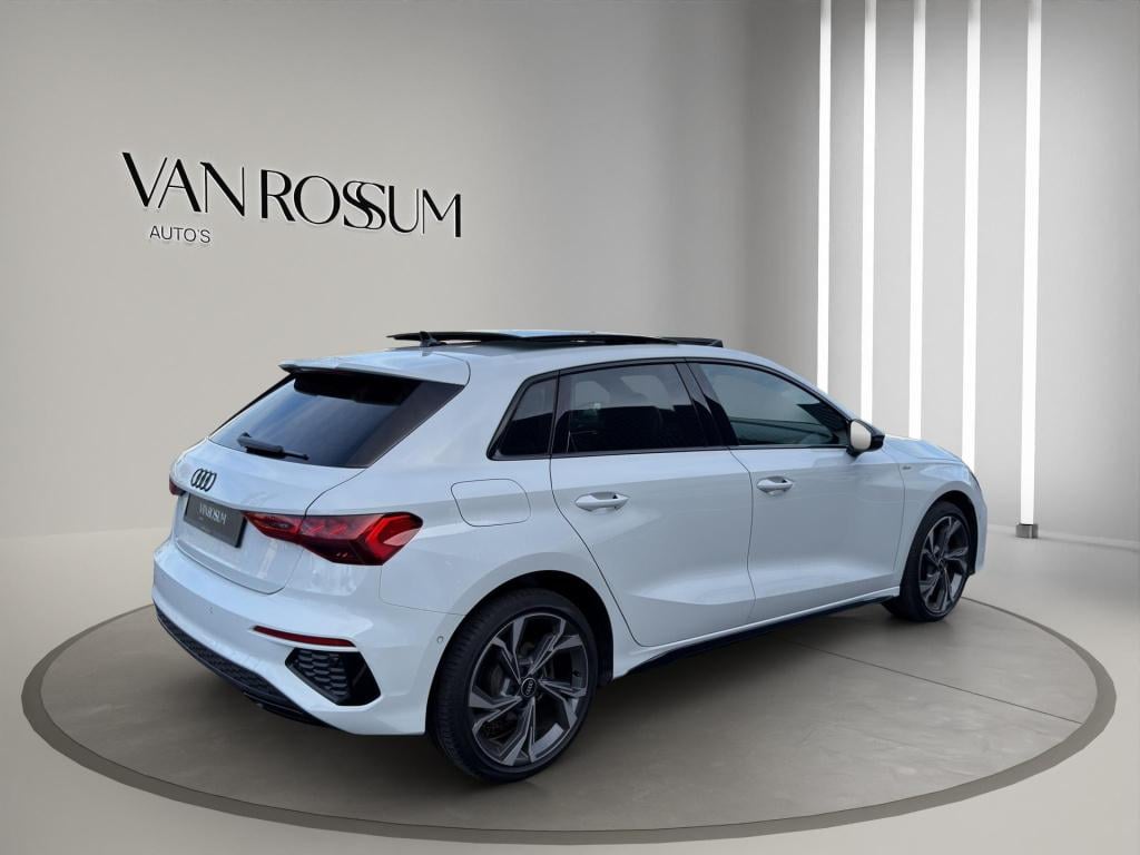 Audi A3 sportback 40 tfsi e s-line pano b&o camera head up