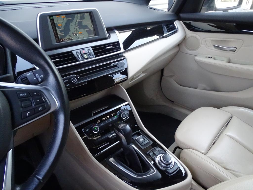 BMW 2-serie active tourer 218i executive automaat | leder