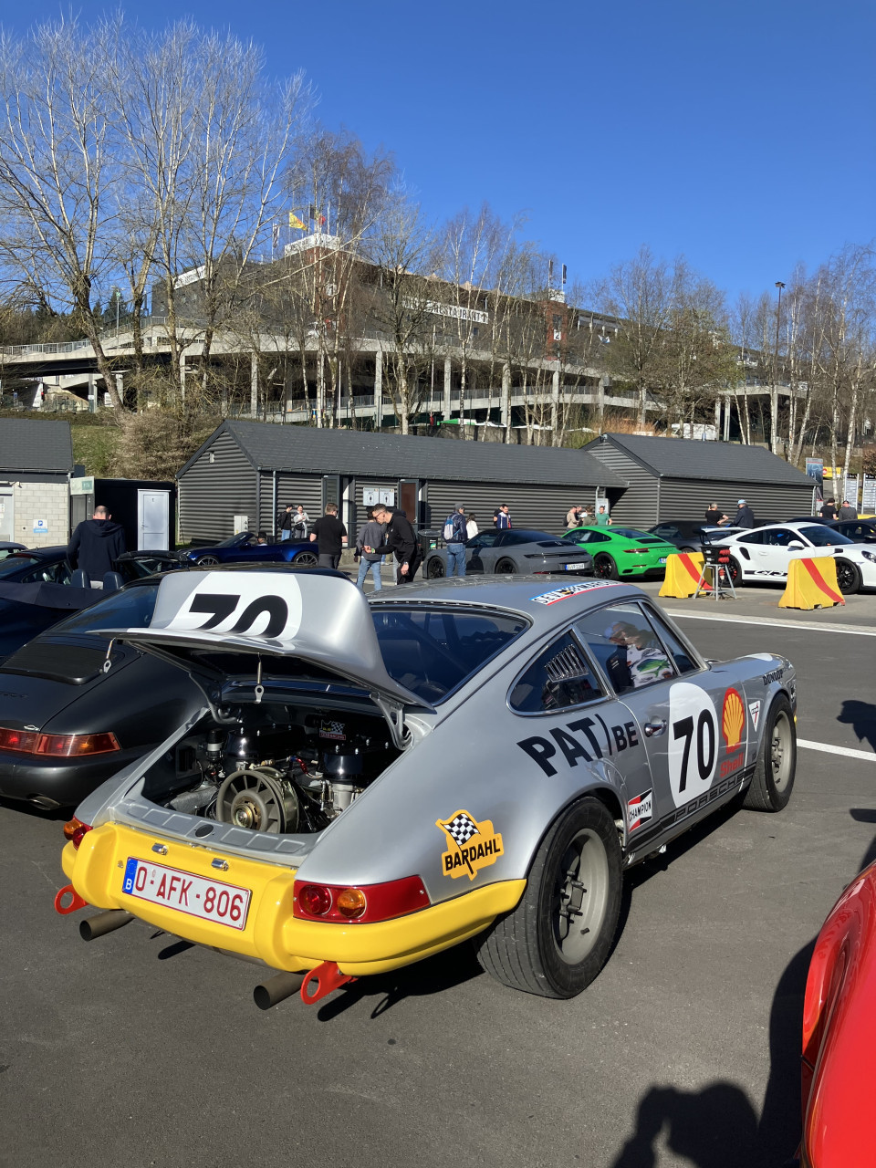 Porsche magazines opruiming !