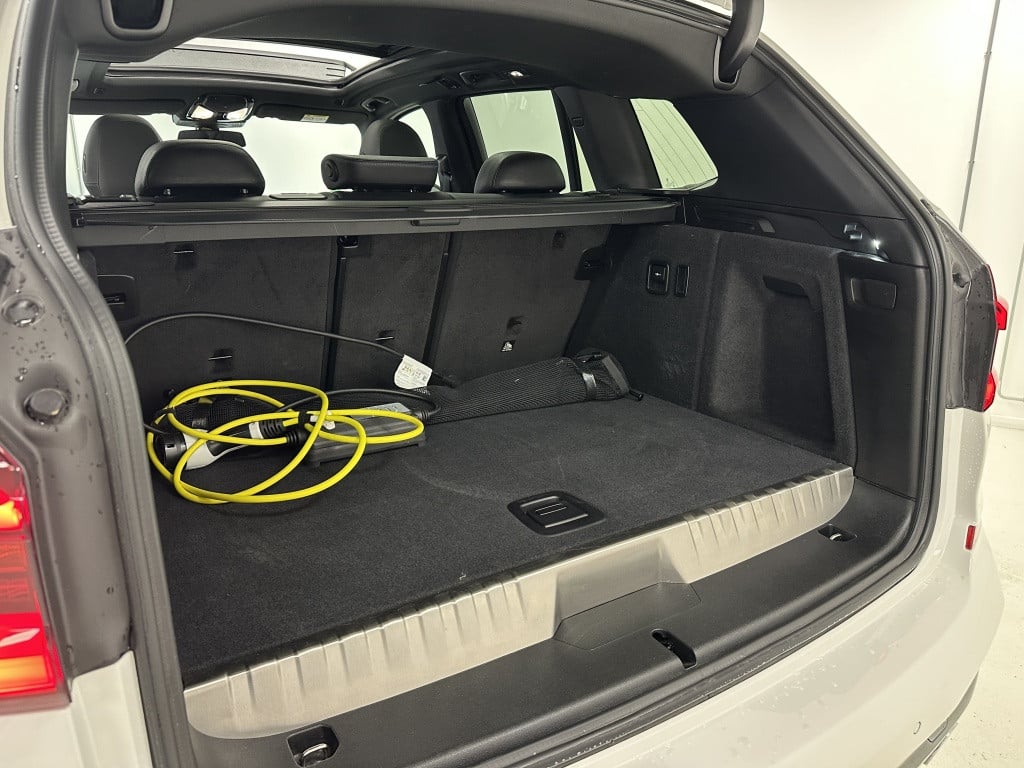 BMW X3 xdrive30e m-sport | adaptief cc. | panoramadak | 21'' |