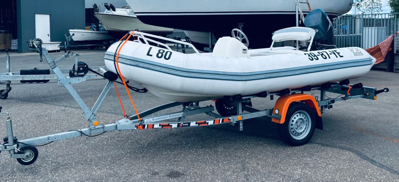 Yachtline 380