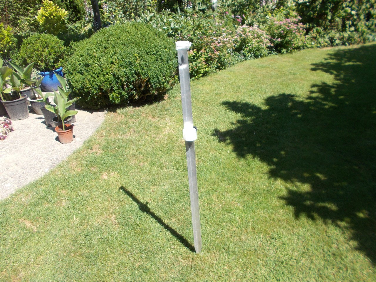 STRANDSTEUN , lang model