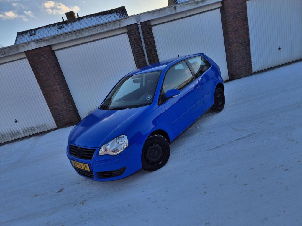 Volkswagen Polo 1.2 optive / origineel nl / airco / bluetooth