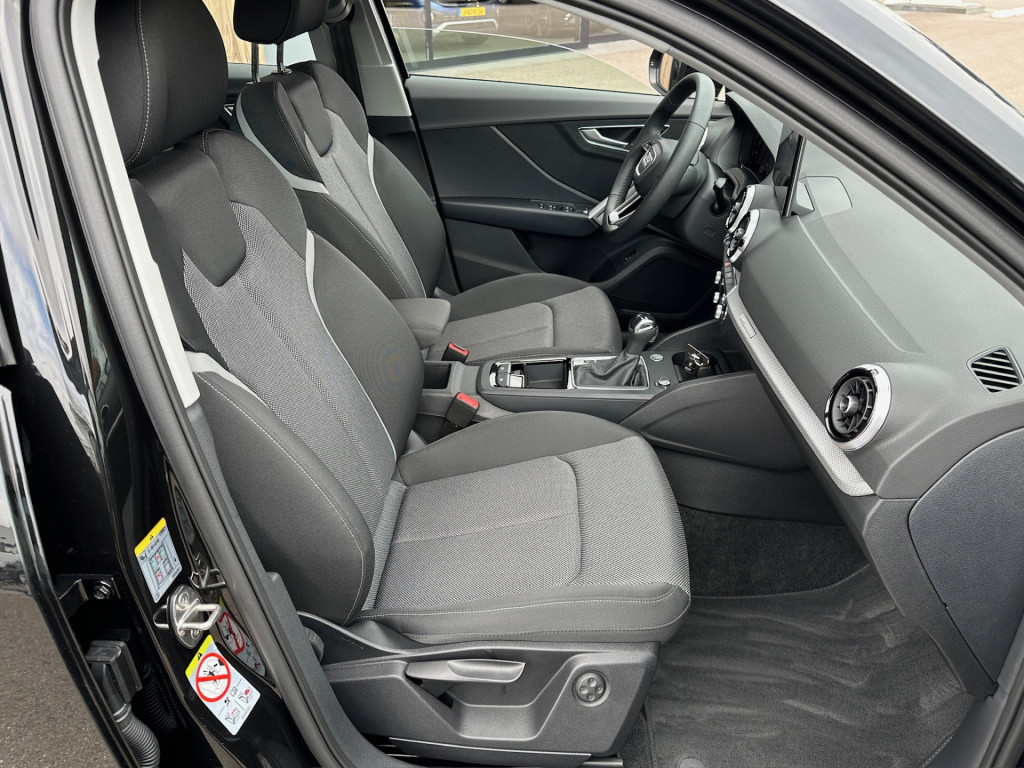 Audi Q2 35 tfsi 150pk s-tronic s-line | camera | keyless | adapt. cruise | 