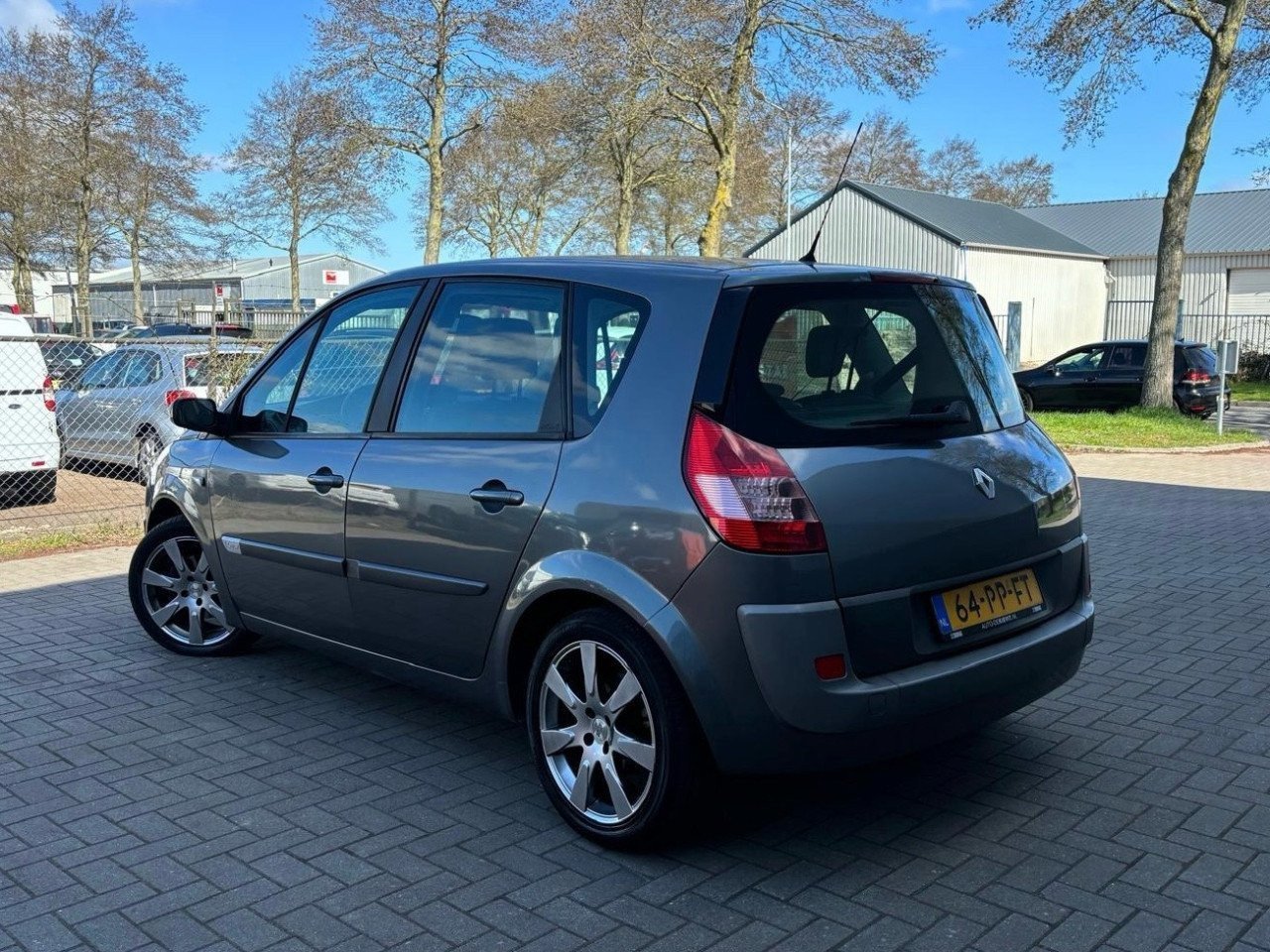 Renault Scénic 1.6-16V Authentique Comfort 128.443KM Automaat