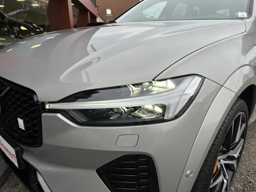 Volvo XC60 2.0 t8 plug-in hybrid awd polestar engineered | bowers&wilkins |