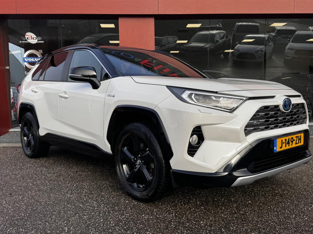 Toyota Rav4 2.5 hybrid style | navigatie | trekhaak | bi-tone |