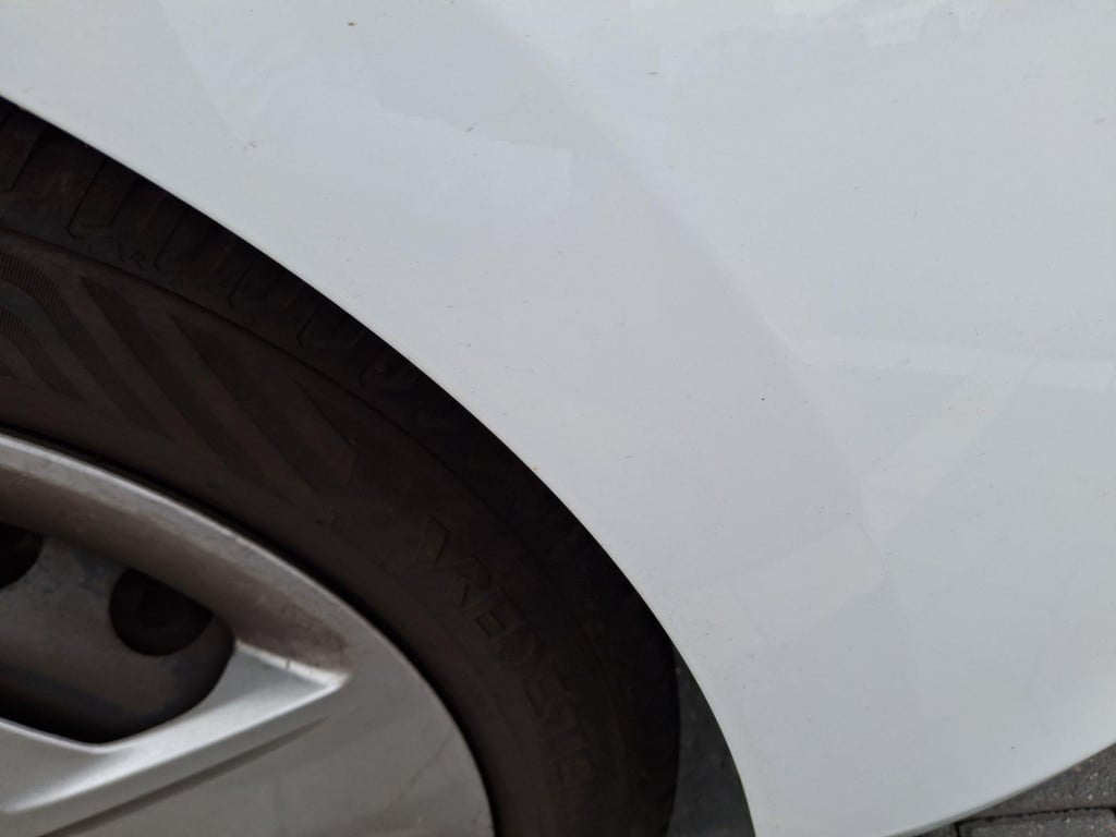 Ford Fiesta 1.1 trend airco - trekhaak - navigatie