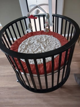 Ronde box op wieltjes - Zwart