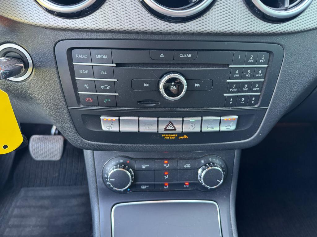 Mercedes-Benz B-Klasse 180 urban automaat , apple-carplay , led