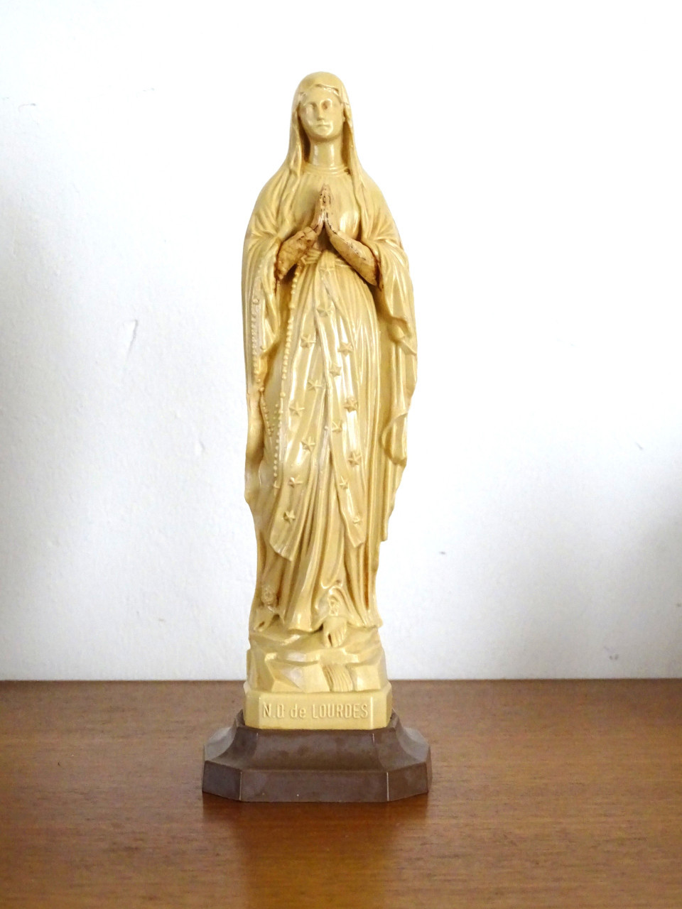 Vintage Beeldje Maria Lourdes Kunststof