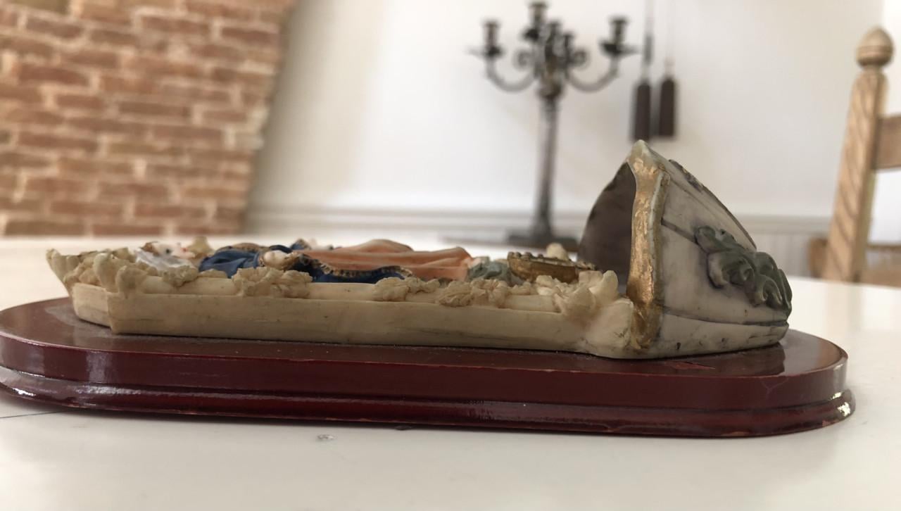 Zeer mooi brocante heilig Maria Delle Rose wijwaterbakje