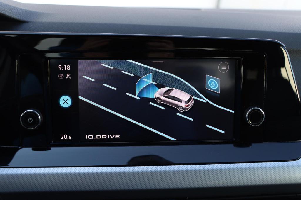 Volkswagen Golf 1.0 tsi life | app connect | parkeersensoren | climate cont