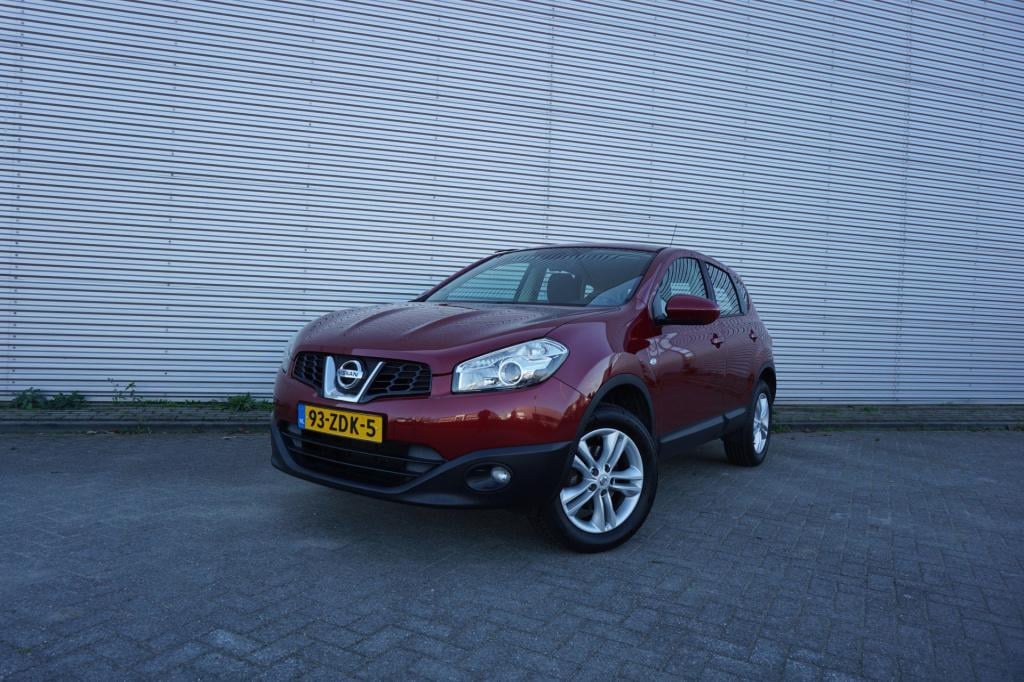 Nissan Qashqai 2.0 acenta airco / cruise / elektr. ramen / parkeers. / trek