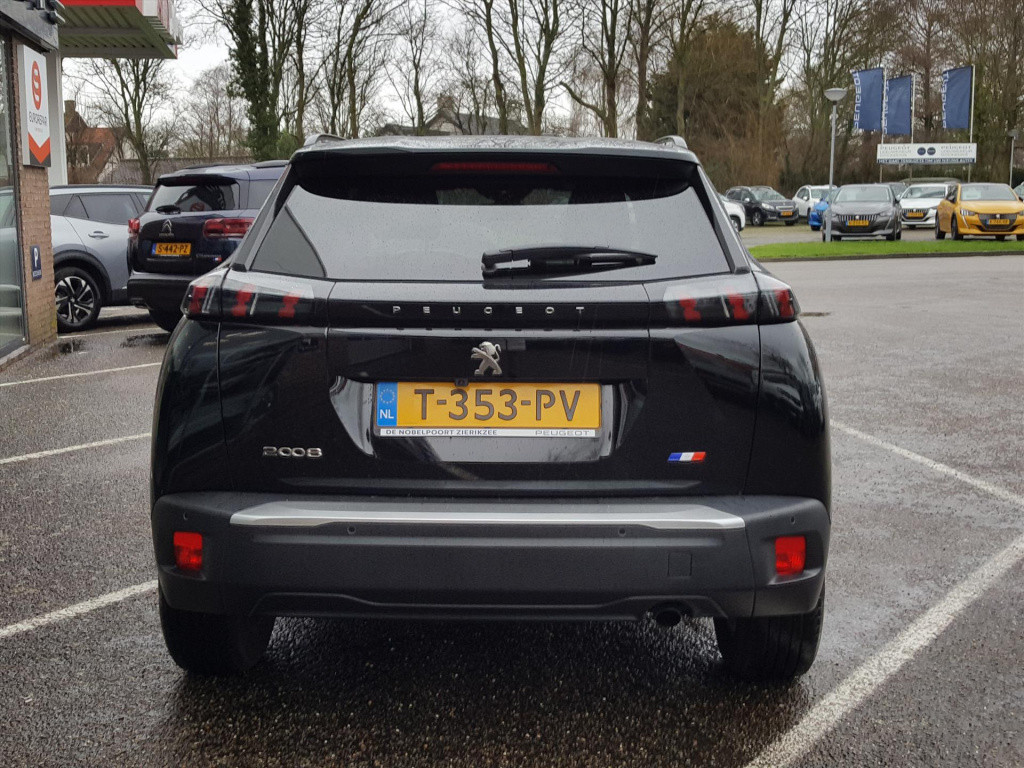 Peugeot 2008 1.2 puretech 100pk allure pack navi | bluetooth | applecarplay