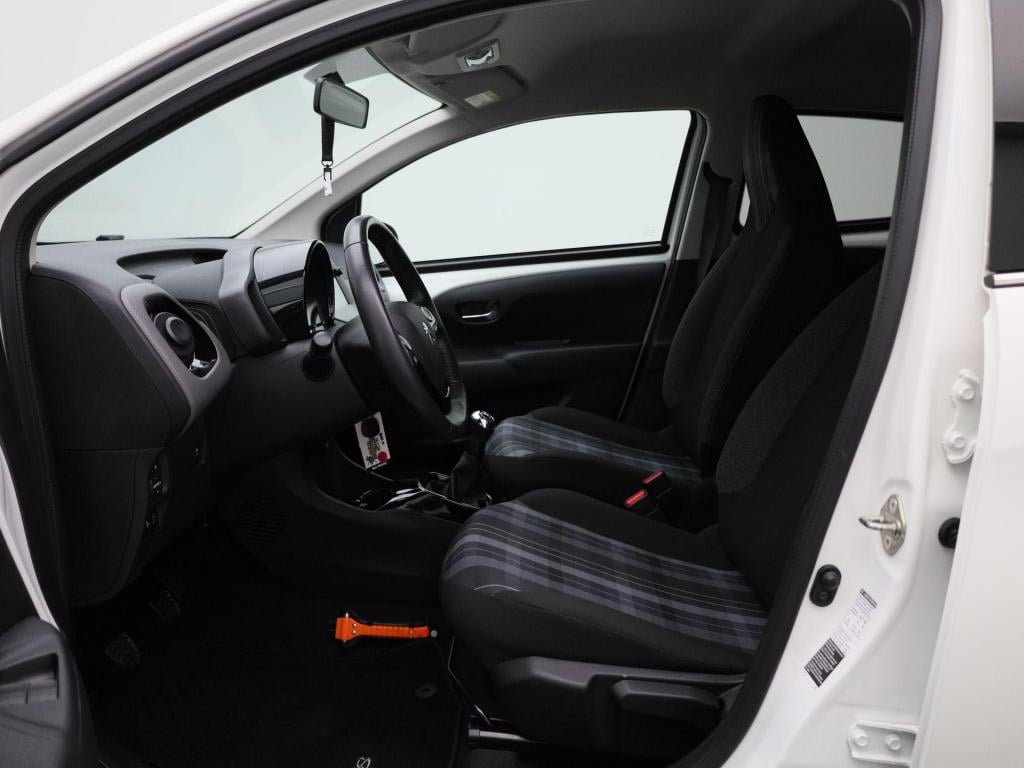 Peugeot 108 1.0 e-vti allure | led dagrijverlichting | lichtmetalen velgen 