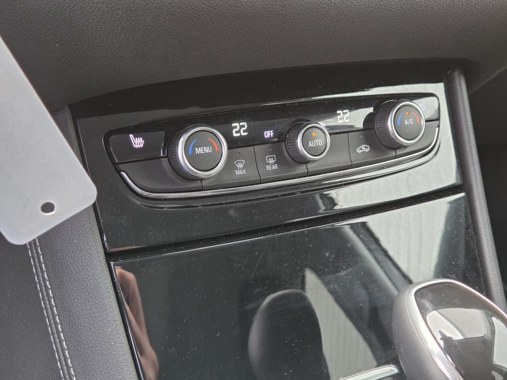 Opel Grandland X 130 pk turbo business executive | stoel/stuurverwarming | 