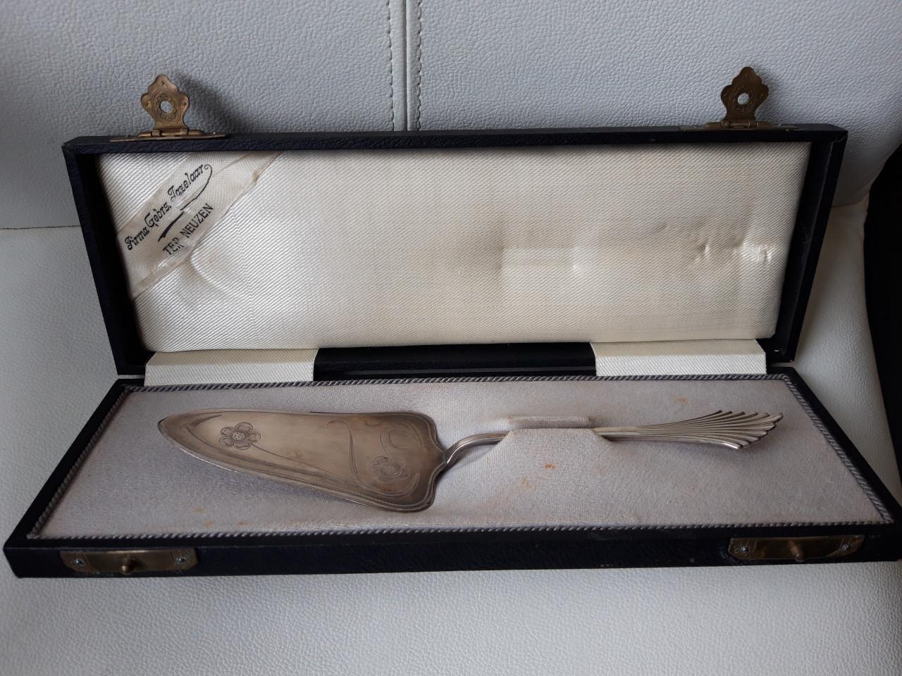 Zilver (antiek) serviesgoed