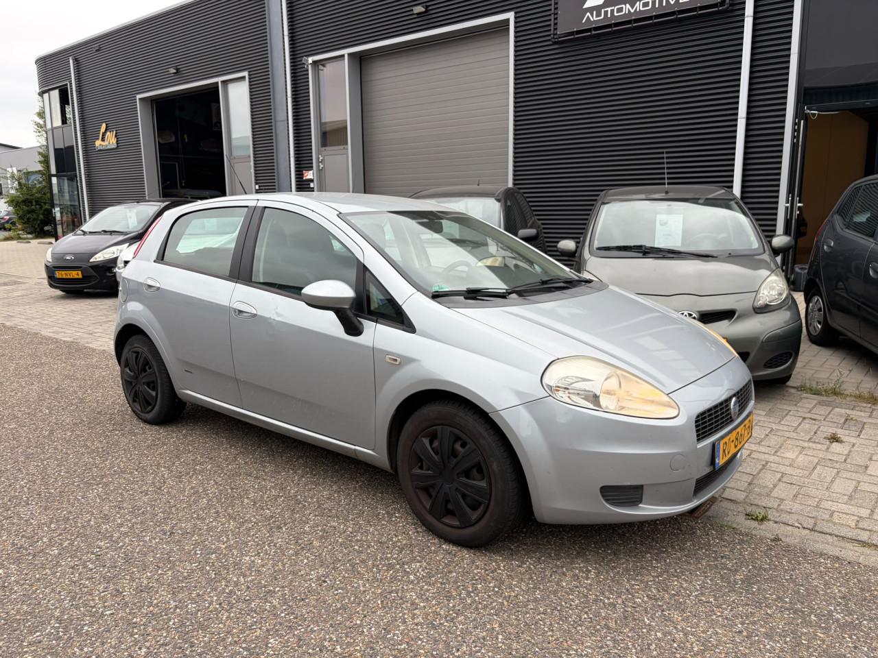 Fiat Grande Punto - 1.2 Active/Nieuwe APK/Inruilkoopje zo mee/