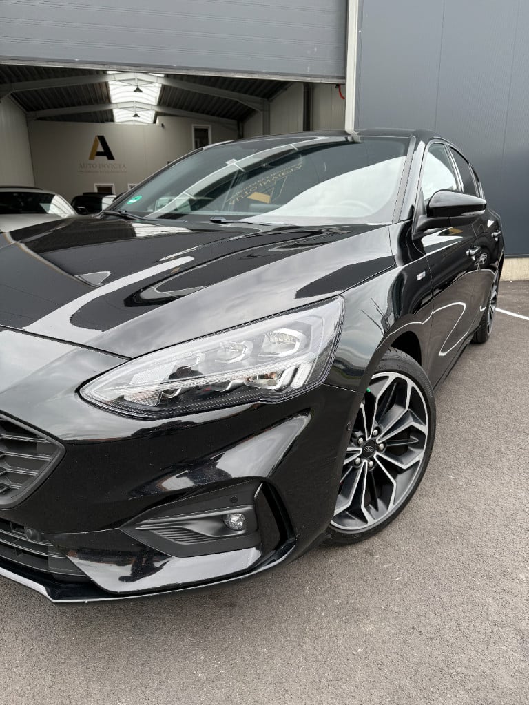 Ford Focus 1.0 ecoboost st line business