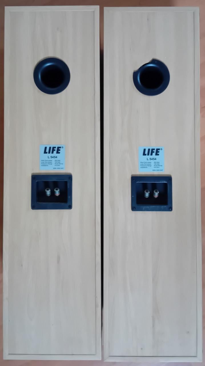 3-weg speakers 2x staande Life L5454 en Magnus 13 center