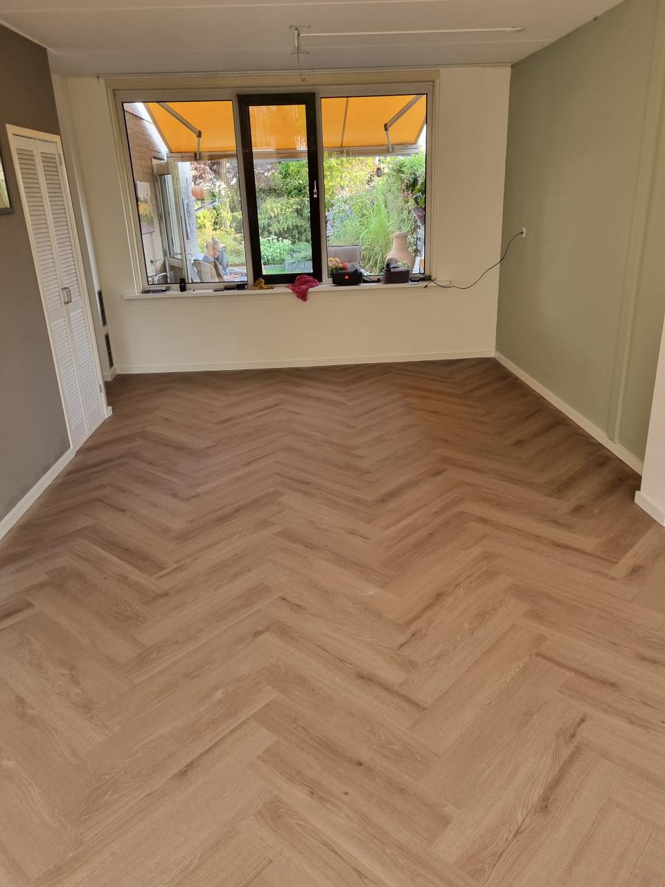 Laminaat of pvc laten leggen? Renovatie?
