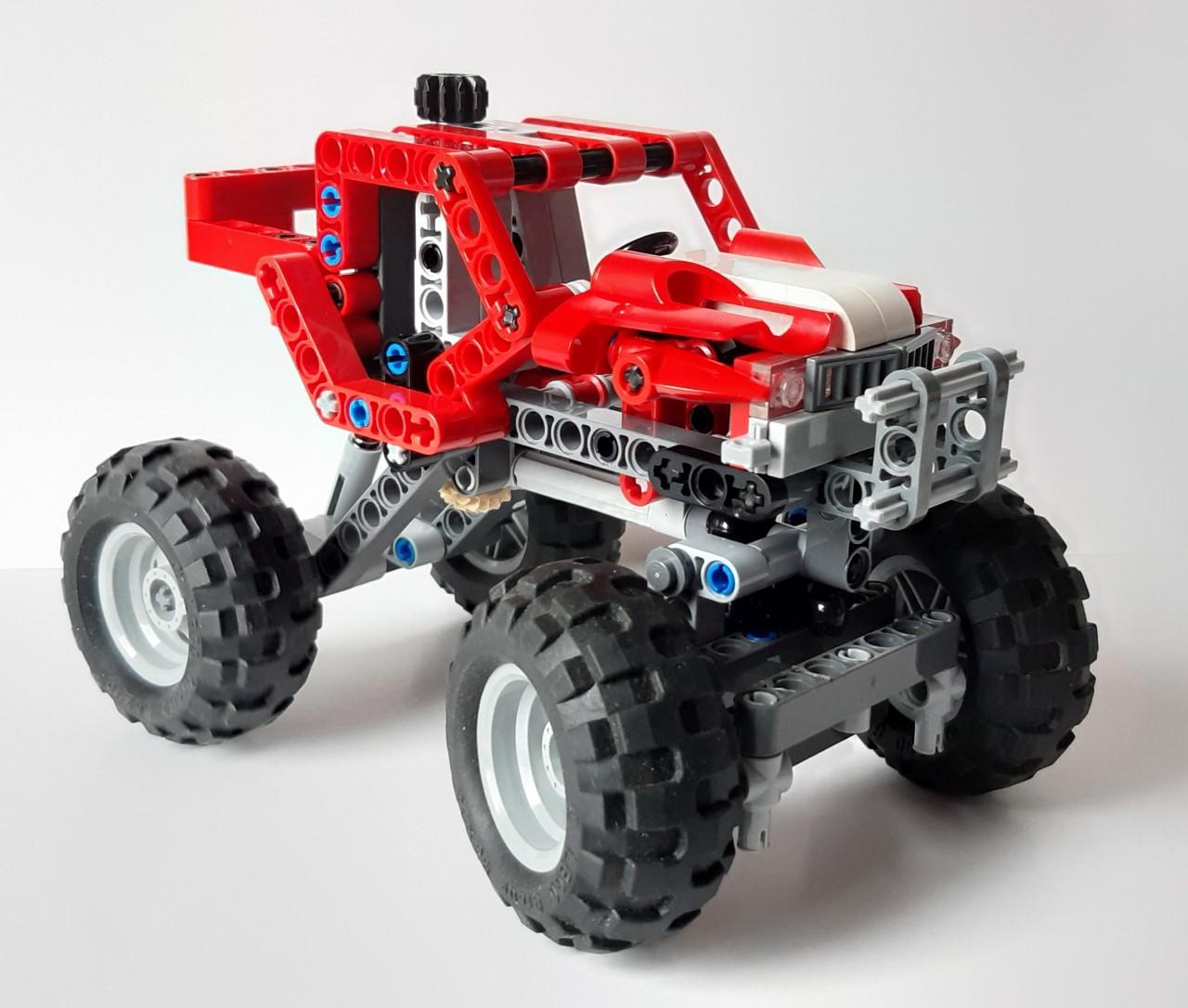 Lego Technic 8261: Rally Truck = Vrachtwagen-Truck