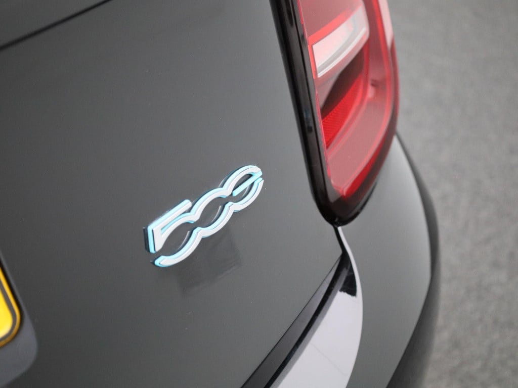 Fiat 500 C icon 42 kwh | automaat | cabrio | virtual cockpit | apple carpla