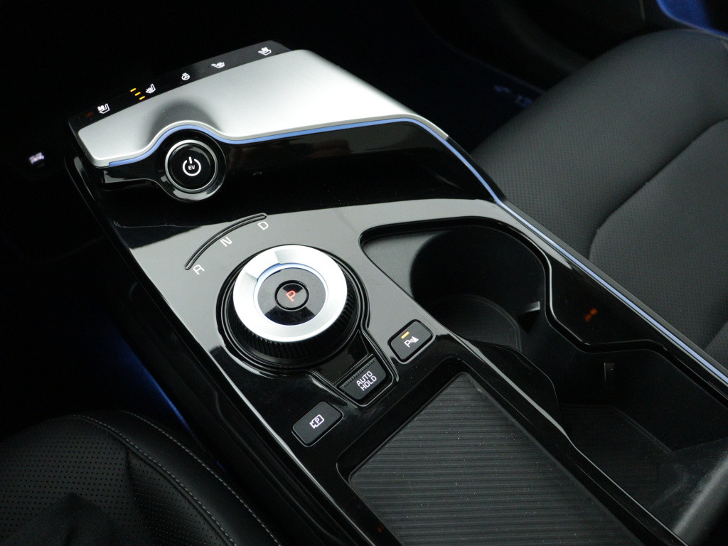 Kia Ev6 plus advanced 77.4 kwh | automaat | navigatie | leder | schuif-/kan