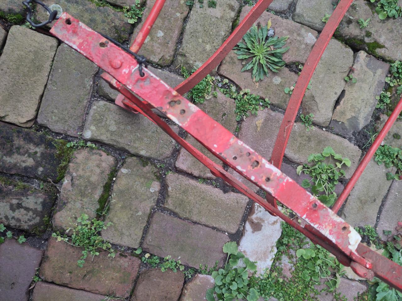 Metalen FRAME voor oude TUINBANK gratis