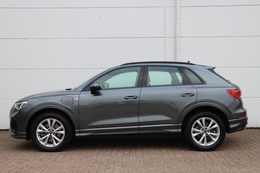 Audi Q3 45 tfsi phev 245pk s tronic s edition