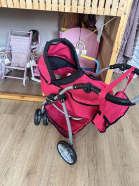 Poppen kinderwagen