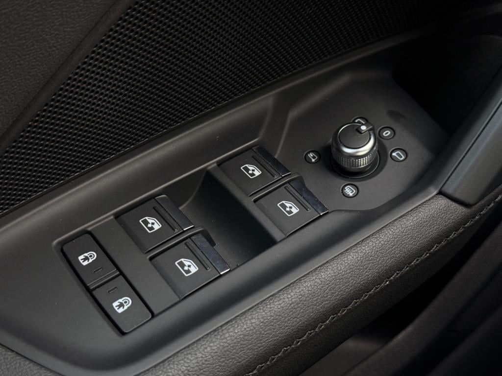 Audi A3 sportback 2.0 tfsi s3 quattro | bang & olufsen | maxton | matrix | 